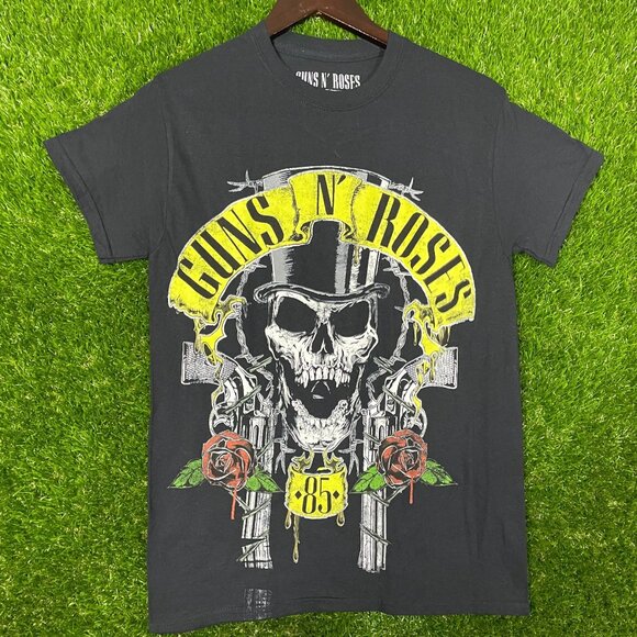 Guns N’ Roses 85 Vintage Style Rock T-shirt size Small - Picture 1 of 4